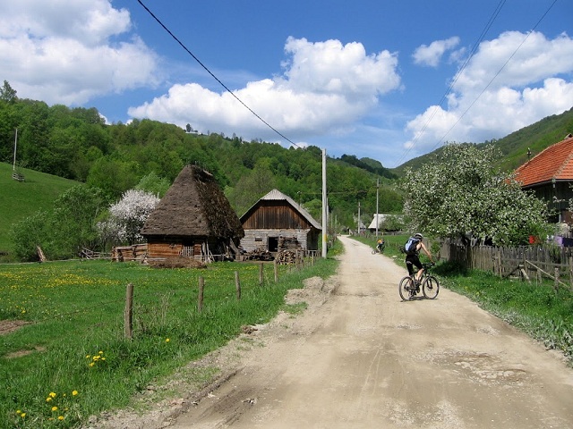 tura_biciclete_apuseni