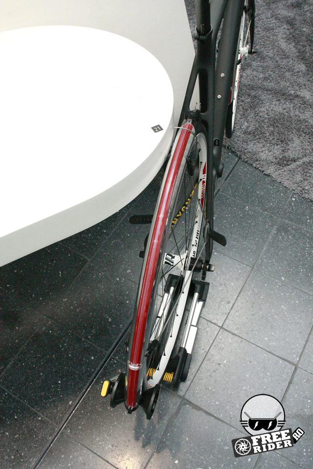 aparatori_topeak_sistem_iluminare_integrat_2