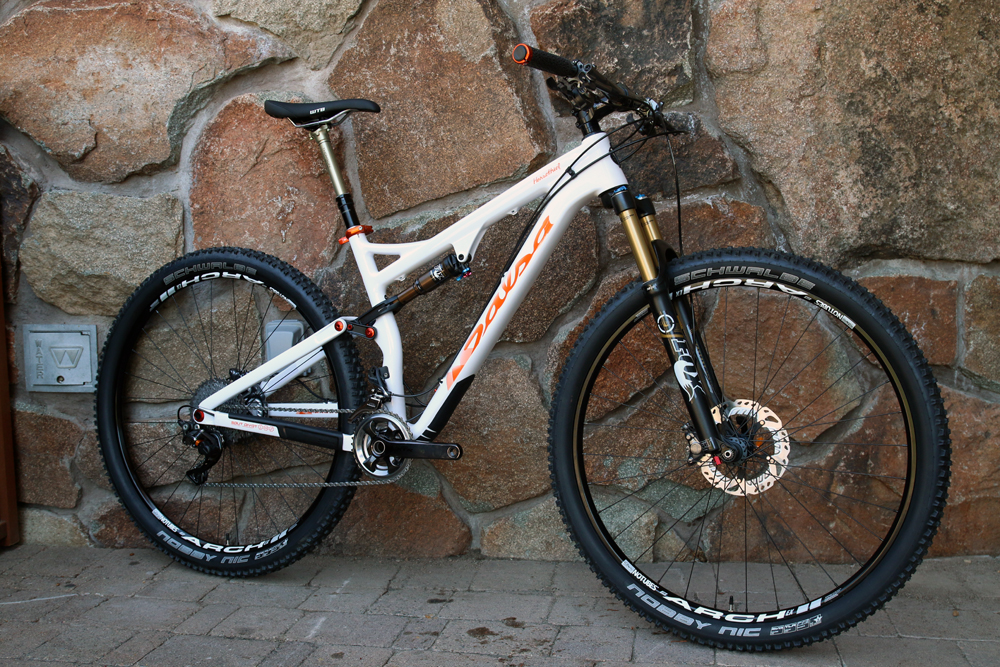 Salsa-Horsethief2-carbon1