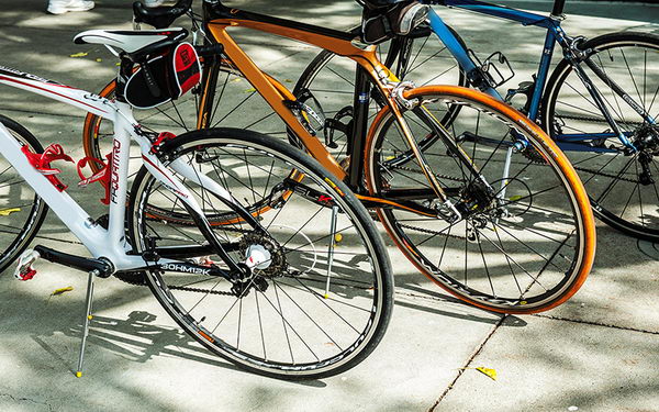 cricul bicicleta STAND4CURE 1