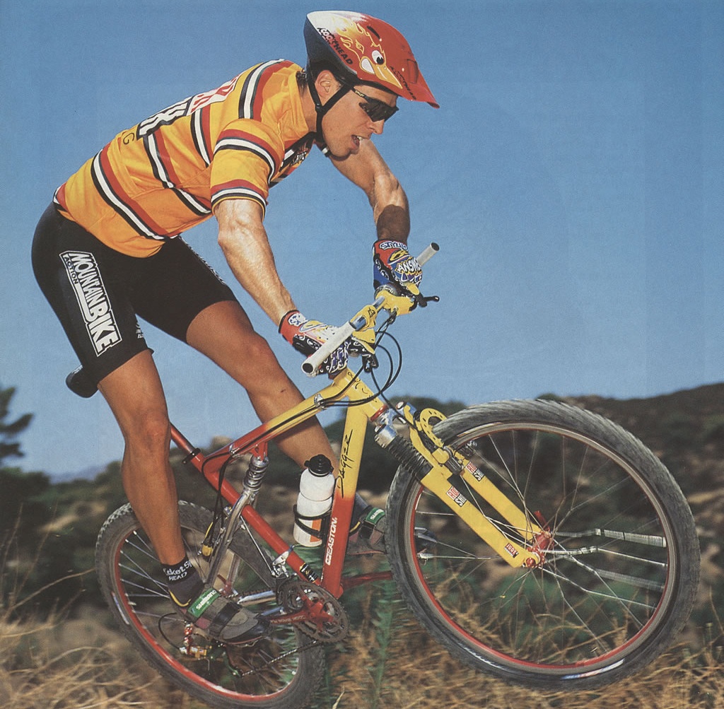 Dagger MacPherson Strut 1996 01