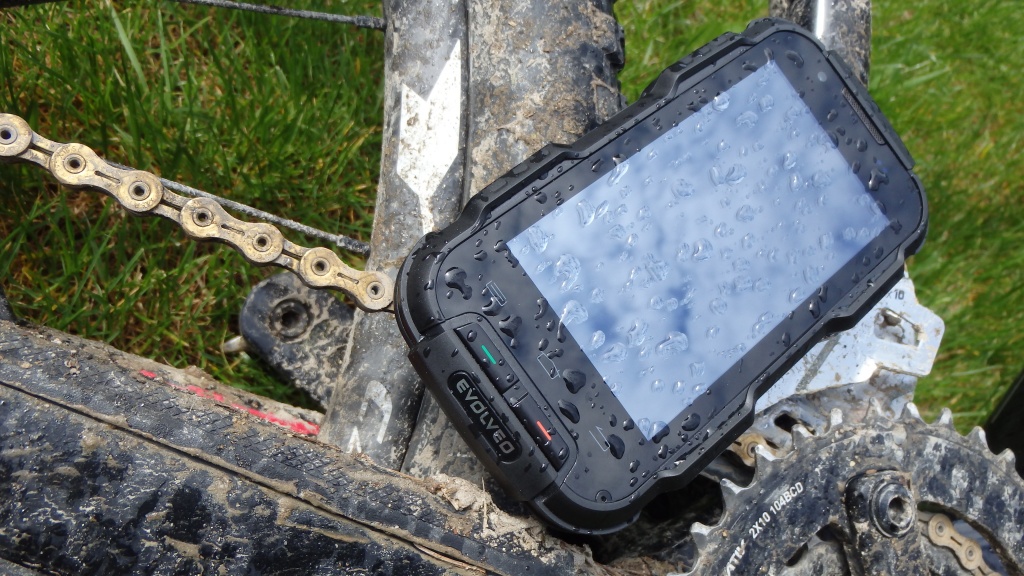 Evolveo StrongPhone Q4 4500