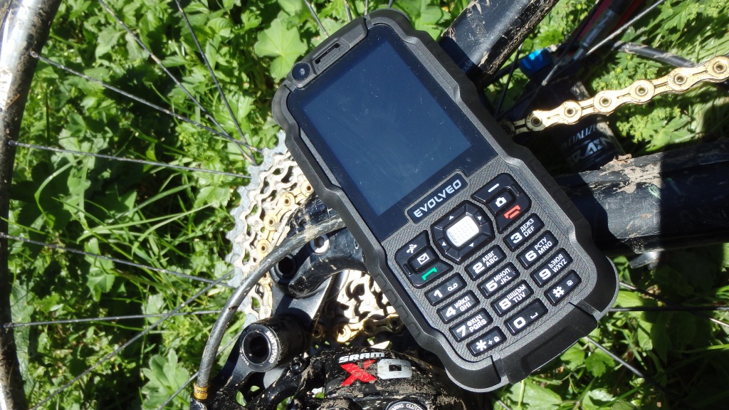evolveo_strongphone_1