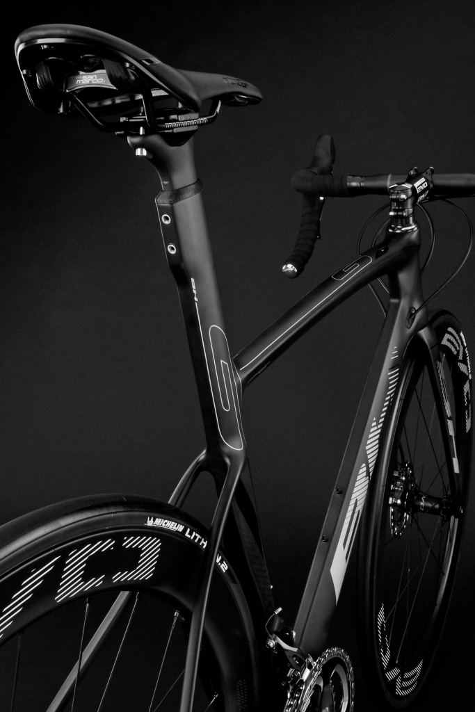 BH-Bikes_G7-Disc_aero_disc-brake_road-bike_seattube-detail