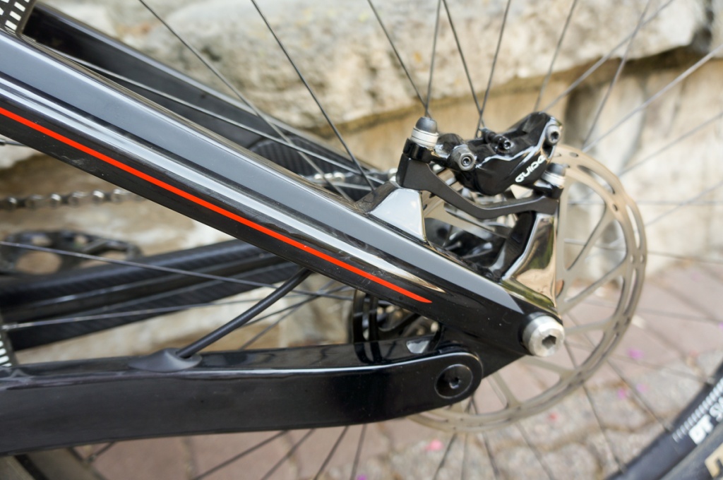 Morpheus-conspiracy-dh-bike-carbonDSC04600