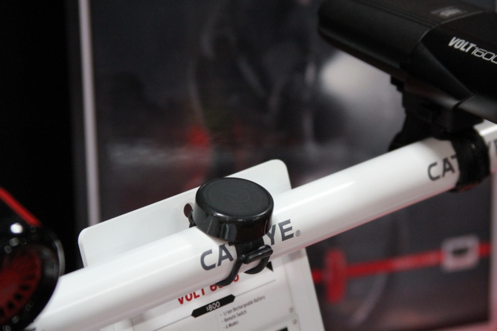 Cateye volt 6000 02