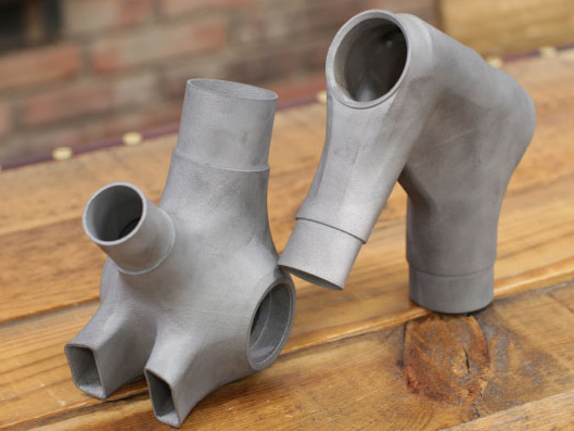 Cerevo-XON-Orbitrec_3d-printed-titanium-carbon-connected-smart-road-bike_ti-lugs