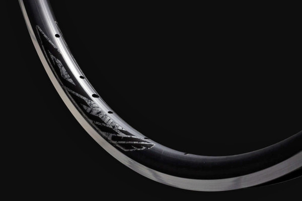 Velocity-USA_Quill-wide-aluminum-road-rims_Quill-rim-black-600x400
