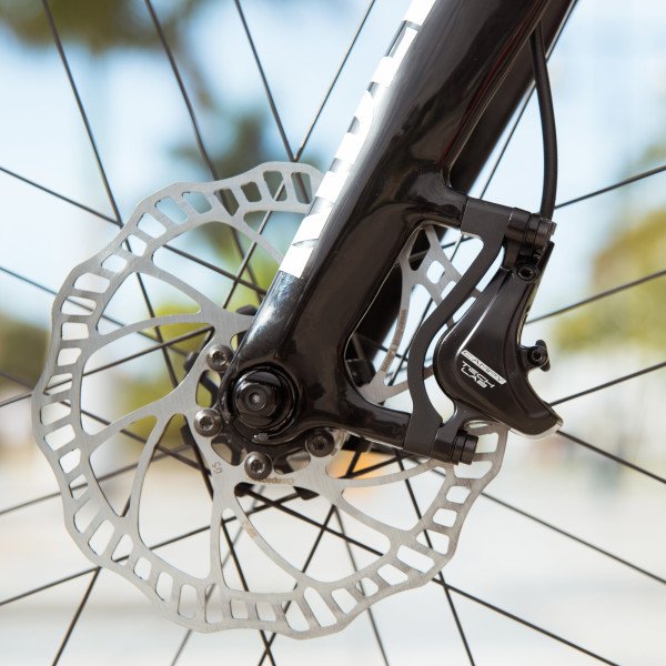 Campagnolo_Campy-Tech-Labs_road-disc-brake_sneak-peek_14_front-post-mount-600x600