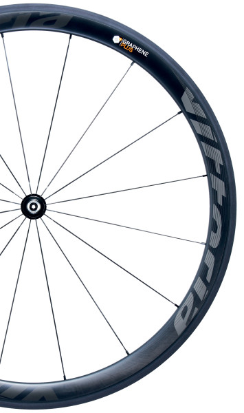 Vittoria_Qurano-Carbon-Clinchers_carbon-tubeless-road-wheelset_Qurano-46C-rim-355x600