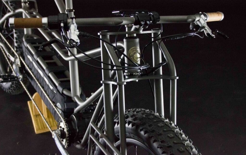 Moonmen M10 tandem electric titan 03
