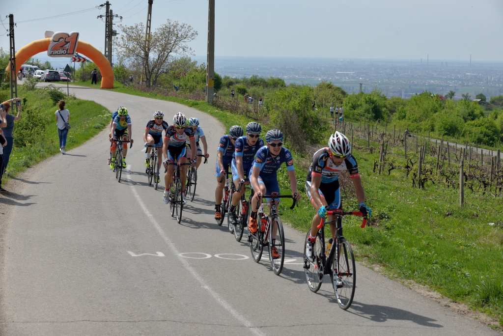 road grand tour_2