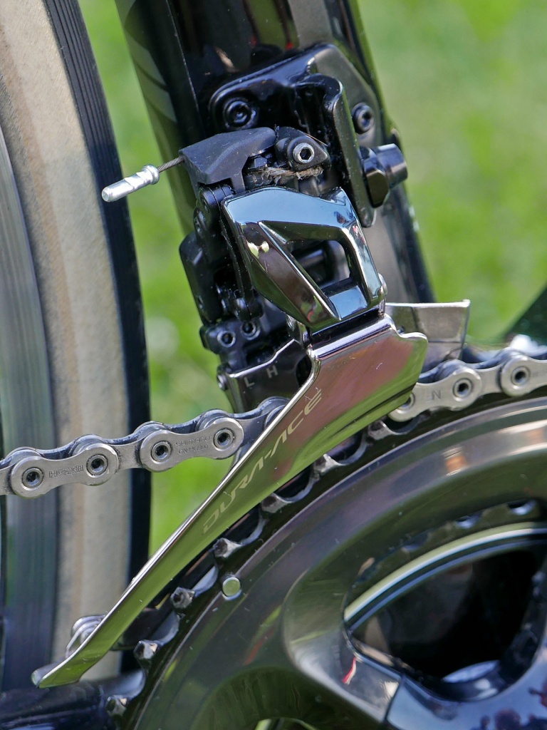 Shimnao_Dura-Ace-R9100_road-component-group_front-derqailleur