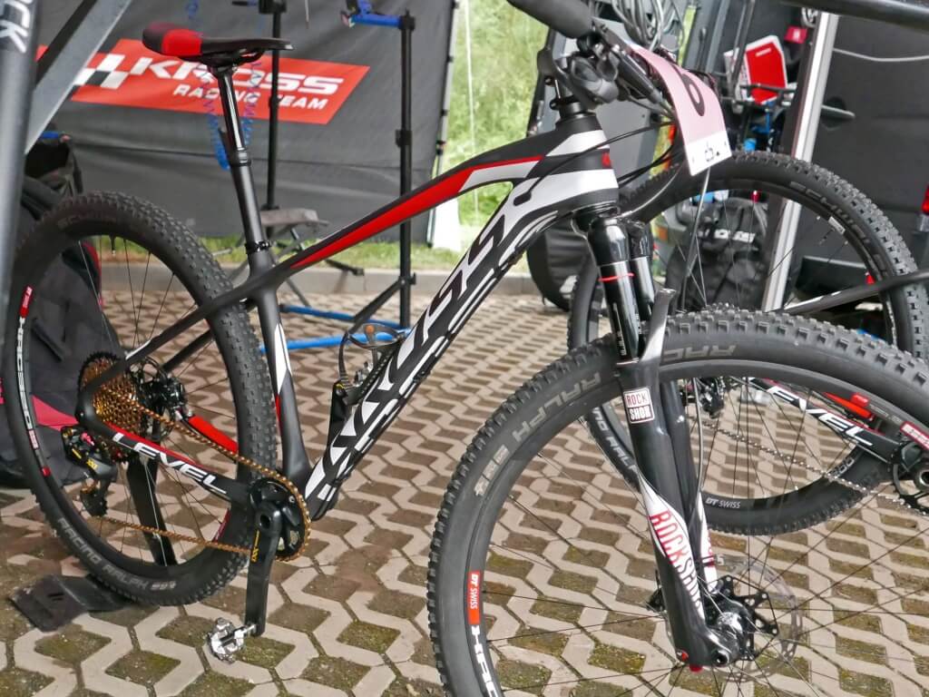 Kross_Level-B_carbon-XC-race-hardtail_Maja-Wloszczowska_NMnM-front