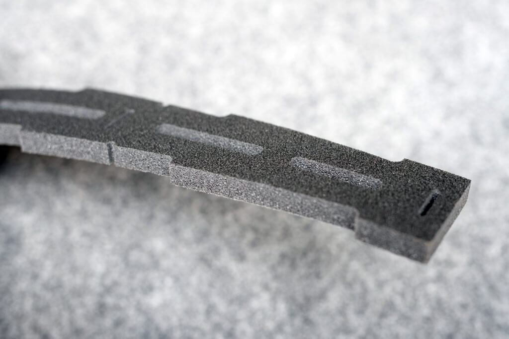 Huck-Norris_foam-strip-tubeless-flat-protection-system_foam-strip