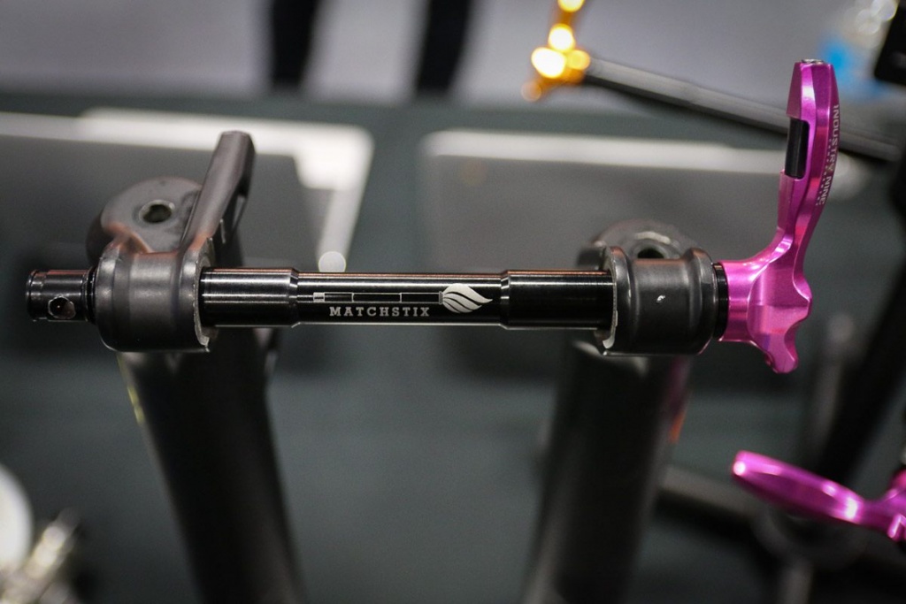 industry-nine-matchstix-multi-tool-enduro-s-road-tubeless-wheels-rims-275-fat-hed-big-rigInterbike-2016-505