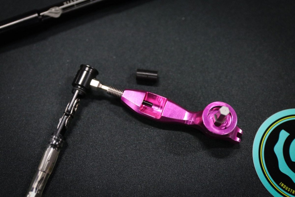 industry-nine-matchstix-multi-tool-enduro-s-road-tubeless-wheels-rims-275-fat-hed-big-rigInterbike-2016-509