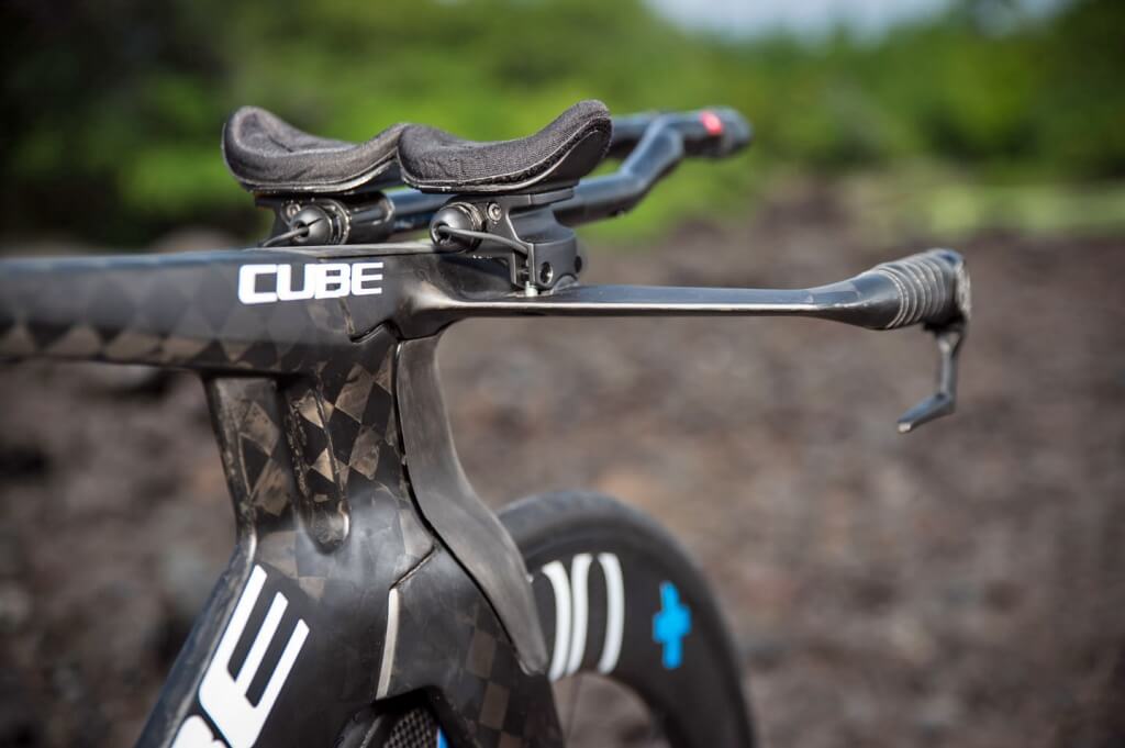 Cube_Aerium-C68_Project-Kona_aerodynamic-triathlon-TT-bike-prototype_integrated-headtube
