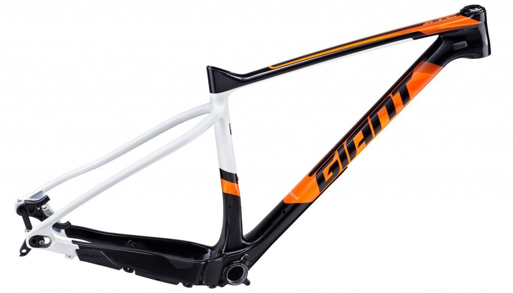 Giant-bikes-xtc-fathom-plus-size-single-speed-carbon-mtb-2017-7-e1478619142954