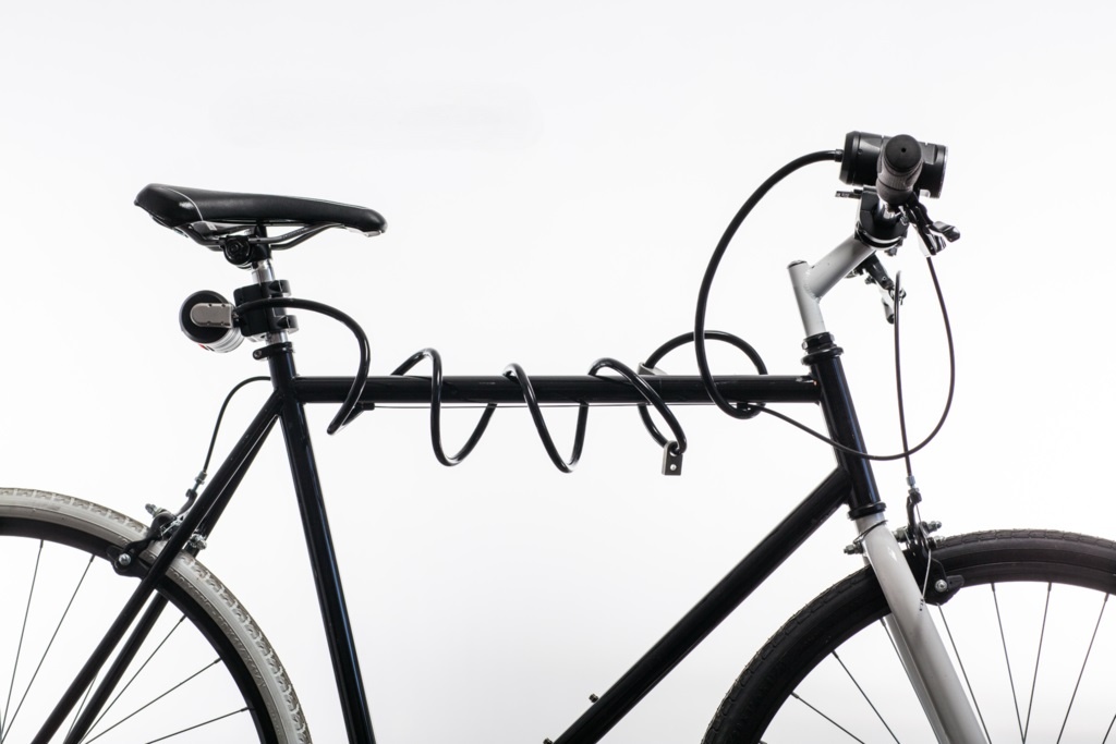 Lemurlock-on-top-tube