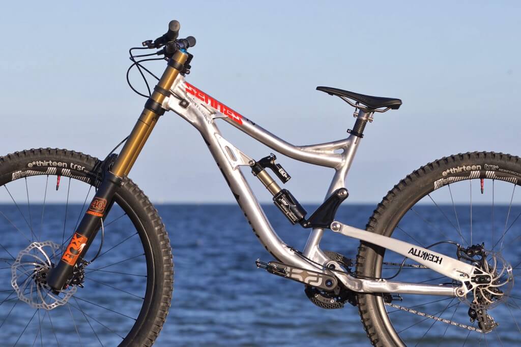 Alutech_Sennes-DH-29_204mm-alumiunum-production-downhill-bike_non-driveside-beach