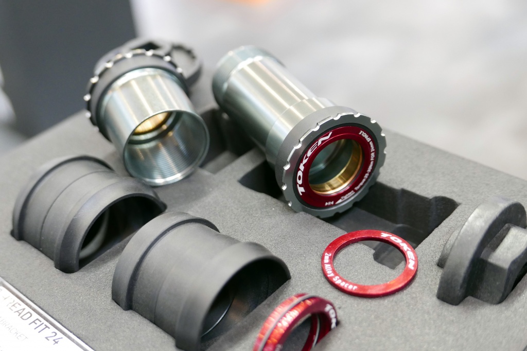Token-Thread-Fit_threaded-bottom-brackets-for-Press-Fit-frames_TF24-kit