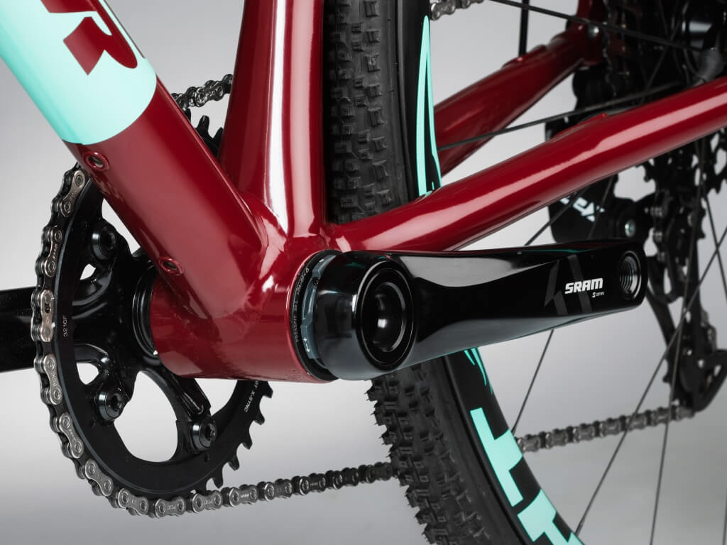 Turner-Cyclosys_limited-edition-aluminum-cyclocross-bike-Knight-Wheels_bb
