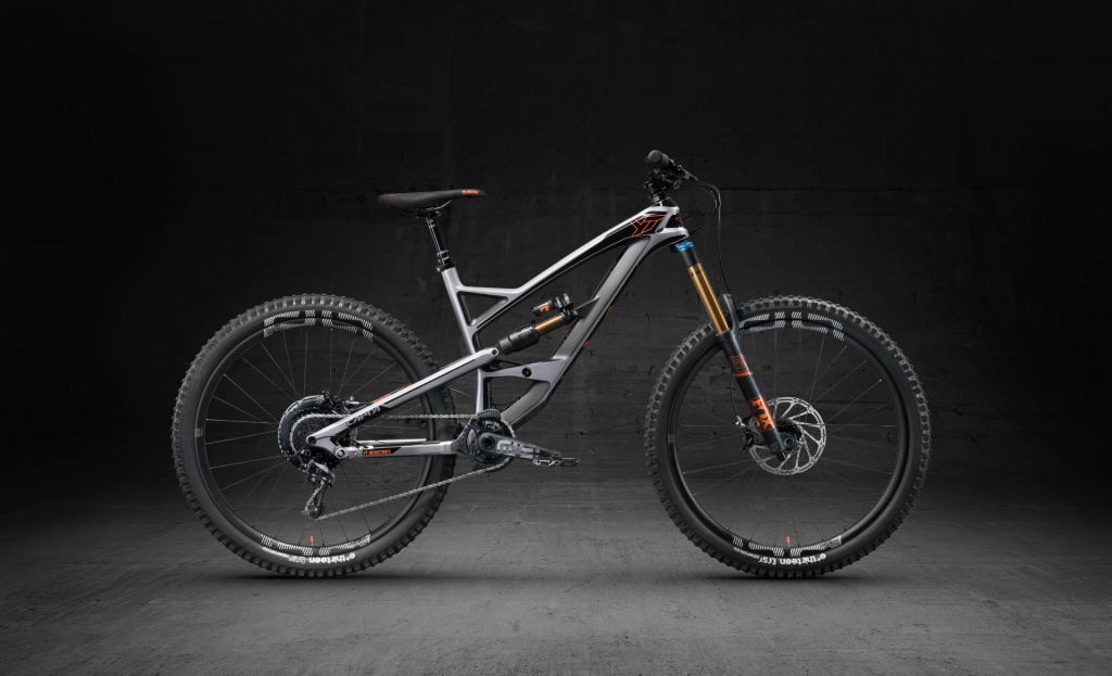 YT-2017-bike-range-Jefsy-Capra-Tues-carbon-cf-pro-build-XL-size-12